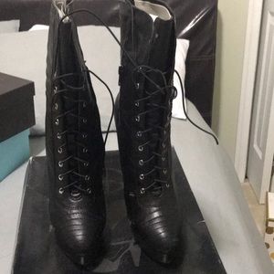 Steve Madden platform boots